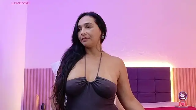 Snapshot of DIOSA-HOT chatting on 25, 10, 2025 DIOSA-HOT online show from 25, 10, 2025