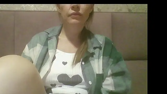 Sladkiegubki online show from 15, 10, 2025