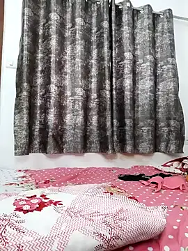 sanaya baby online show from 3, 2, 2025