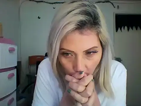 Snapshot of alixia81 chatting on 19, 1, 2025 alixia81 online show from 19, 1, 2025