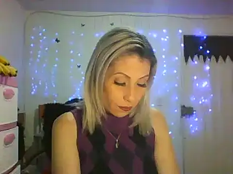 Snapshot of alixia81 chatting on 11, 2, 2025 alixia81 online show from 11, 2, 2025