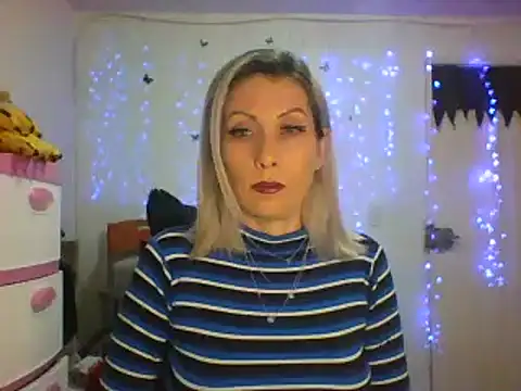 Snapshot of alixia81 chatting on 12, 2, 2025 alixia81 online show from 12, 2, 2025