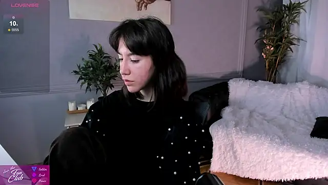 Belle Via online show from 27, 2, 2025