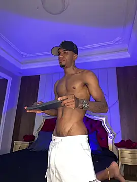 AaronCruz  online show from 18, 12, 2025