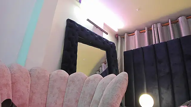 Snapshot of _Cristal_evans chatting on 3, 12, 2024 Cristal evans online show from 3, 12, 2024