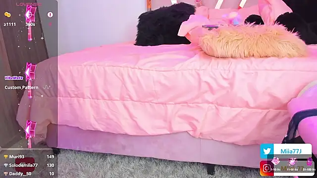 Snapshot of Miia77_ chatting on 22, 12, 2024 Miia77  online show from 22, 12, 2024