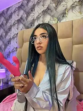 Snapshot of Kristin_Ramirez chatting on 10, 6, 2026 Kristin Ramirez online show from 10, 6, 2026