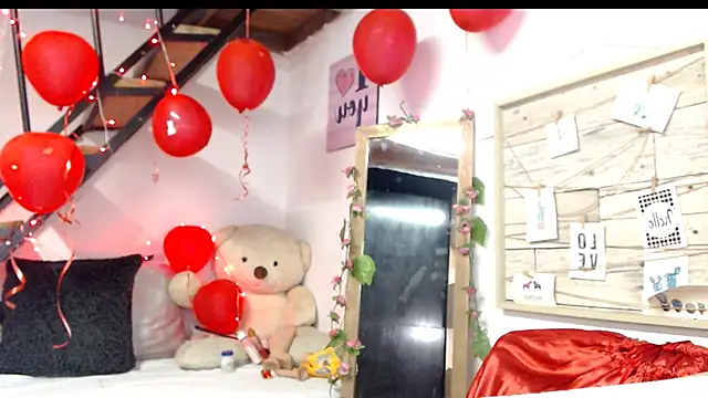 Snapshot of luna_sky83 chatting on 28, 9, 2025 luna sky83 online show from 28, 9, 2025
