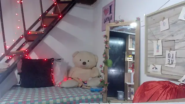 Snapshot of luna_sky83 chatting on 5, 10, 2025 luna sky83 online show from 5, 10, 2025
