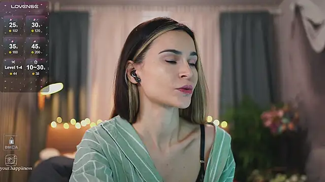 Snapshot of Feral_Berrry_ chatting on 26, 12, 2024 Feral Berrry online show from 26, 12, 2024