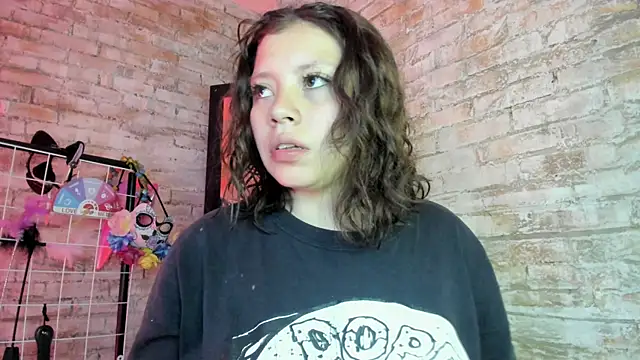 Snapshot of Cherry_xoxx chatting on 4, 11, 2025 Cherry xoxx online show from 4, 11, 2025