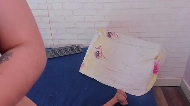 Tiffany mendez online show from 1, 2, 2025