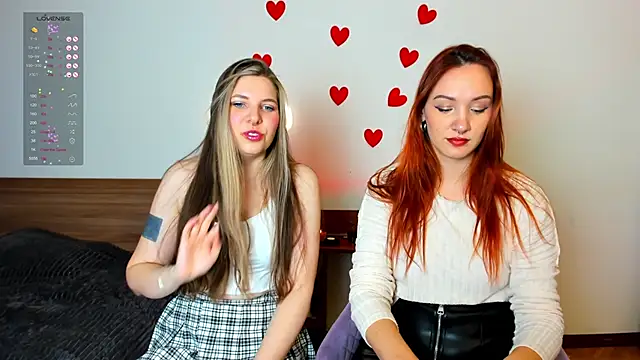 Snapshot of Annie_aww chatting on 11, 2, 2025 Annie aww online show from 11, 2, 2025