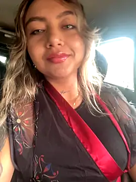 Snapshot of amanda-medrano1 chatting on 8, 9, 2025 amanda-medrano1 online show from 8, 9, 2025