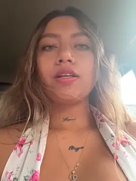 Snapshot of amanda-medrano1 chatting on 7, 10, 2025 amanda-medrano1 online show from 7, 10, 2025
