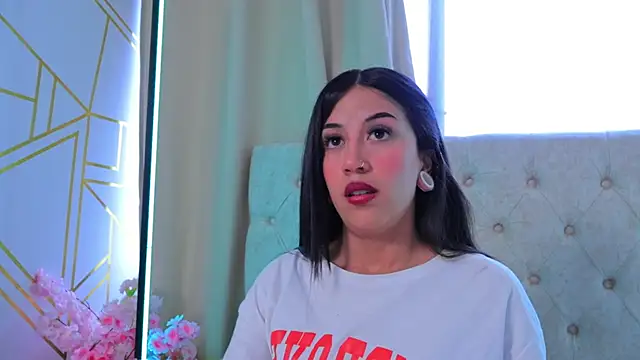 JulessCornett online show from 13, 1, 2025