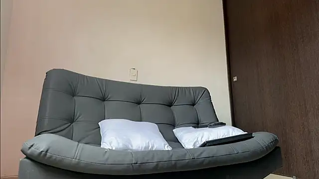 Saturno v online show from 15, 3, 2025