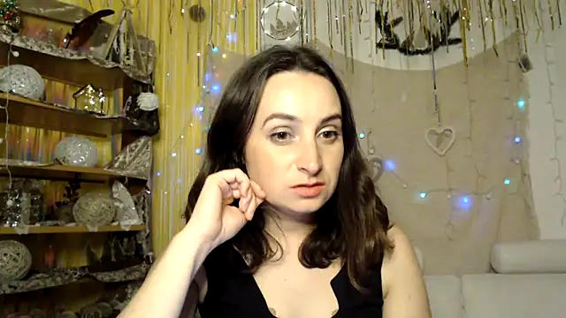 AskMeStandUp online show from 7, 2, 2026