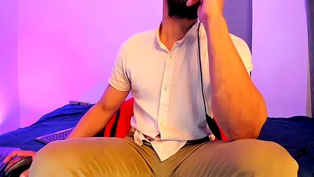 Snapshot of alessandro_wye chatting on 3, 12, 2025 alessandro wye online show from 3, 12, 2025