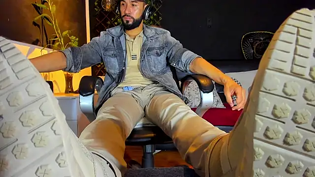 alessandro wye online show from 15, 2, 2026