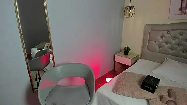 Snapshot of escarleth__ chatting on 21, 11, 2025 escarleth online show from 21, 11, 2025