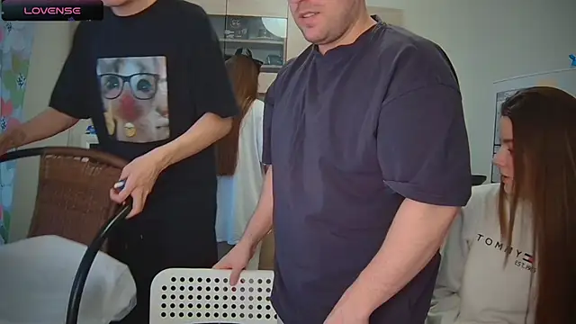 fcjuicy pussy online show from 13, 2, 2025