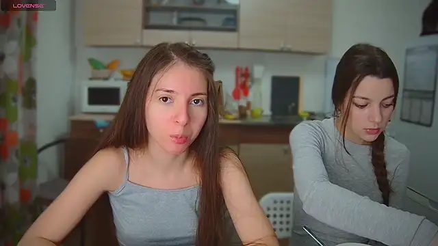 fcjuicy pussy online show from 22, 2, 2025