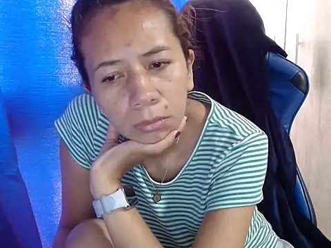 Erotic latina online show from 12, 3, 2025