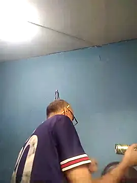 hugosafado333 online show from 6, 12, 2024