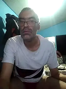 hugosafado333 online show from 16, 3, 2025