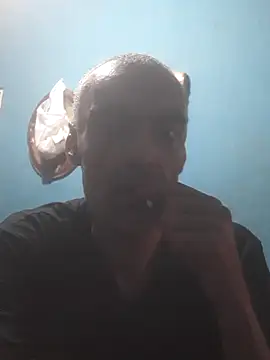 hugosafado333 online show from 16, 10, 2025