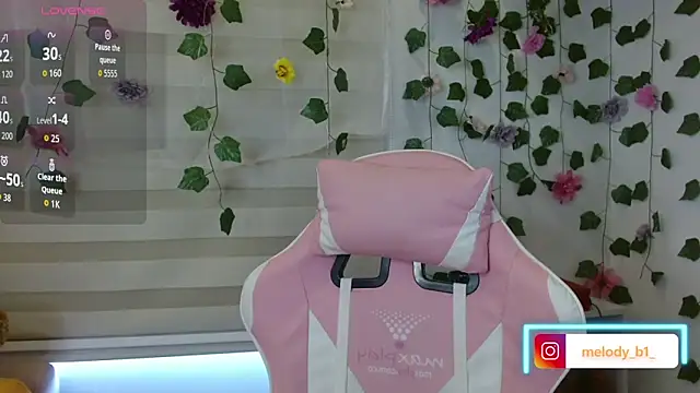 Snapshot of melody_brawns chatting on 28, 9, 2025 melody brawns online show from 28, 9, 2025