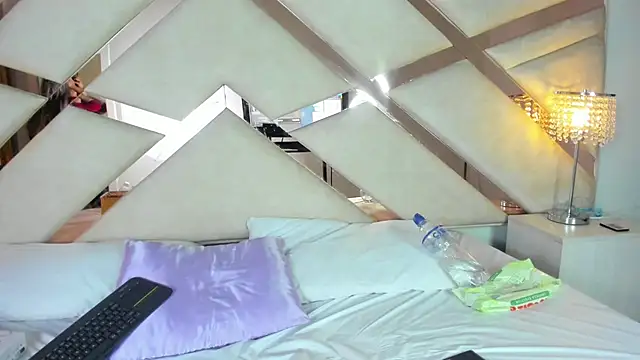 hanna  azumi online show from 20, 1, 2025