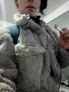 hanna  azumi online show from 16, 2, 2025