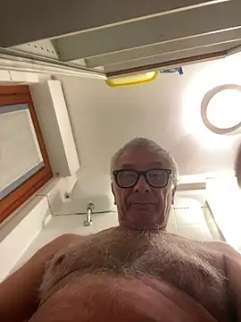 Snapshot of 4n4l1zz4m1 chatting on 9, 3, 2025 4n4l1zz4m1 online show from 9, 3, 2025