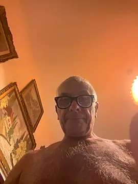 Snapshot of 4n4l1zz4m1 chatting on 2, 11, 2025 4n4l1zz4m1 online show from 2, 11, 2025