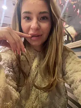 GraceCarther online show from 17, 2, 2025