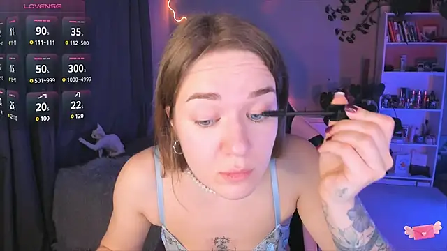 Snapshot of ami_amour_ chatting on 21, 3, 2025 ami amour online show from 21, 3, 2025