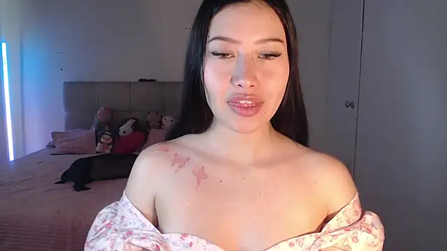 Snapshot of Emilyswan04 chatting on 8, 1, 2025 Emilyswan04 online show from 8, 1, 2025