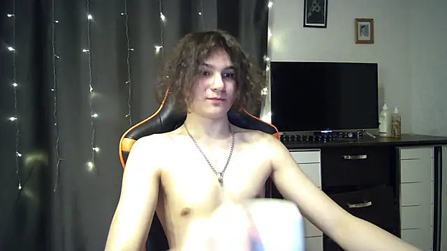 Snapshot of sweet_lucifer666 chatting on 18, 3, 2025 sweet lucifer666 online show from 18, 3, 2025