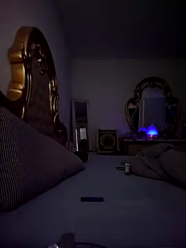 Snapshot of Liilii22 chatting on 7, 12, 2024 Liilii22 online show from 7, 12, 2024