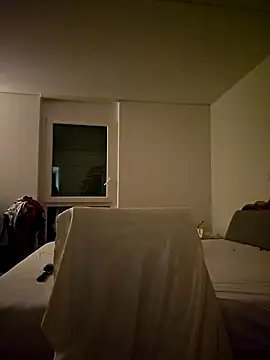 Snapshot of Liilii22 chatting on 5, 2, 2025 Liilii22 online show from 5, 2, 2025