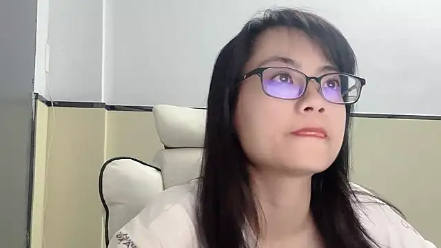 Snapshot of Honey-cici chatting on 11, 3, 2025 Honey-cici online show from 11, 3, 2025