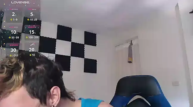 bryamado69 online show from 8, 3, 2025