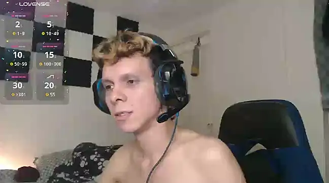 bryamado69 online show from 8, 3, 2025