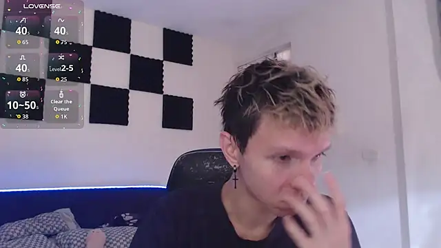 bryamado69 online show from 10, 9, 2025