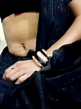 Snapshot of annaya_sweet chatting on 1, 2, 2025 annaya sweet online show from 1, 2, 2025