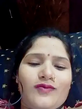 Snapshot of annaya_sweet chatting on 8, 10, 2025 annaya sweet online show from 8, 10, 2025