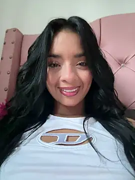 Snapshot of Laura_fernandezII chatting on 11, 3, 2025 Laura fernandezII online show from 11, 3, 2025