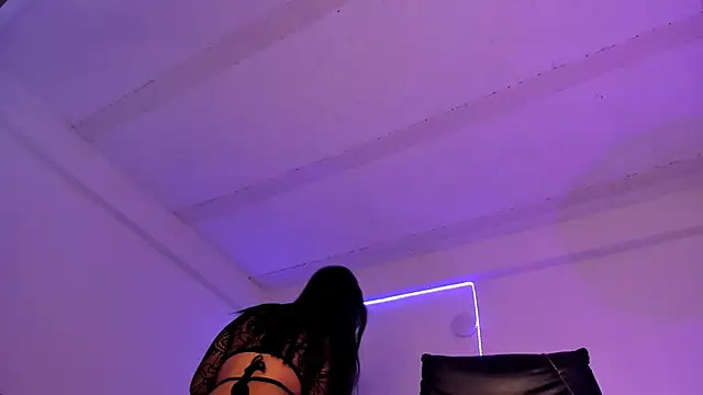 Snapshot of Laura_fernandezII chatting on 19, 9, 2025 Laura fernandezII online show from 19, 9, 2025